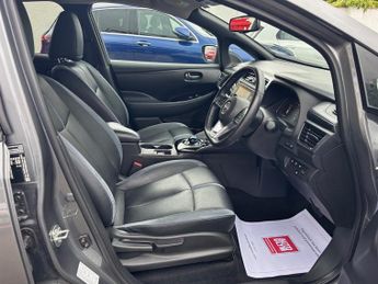Nissan Leaf 39kWh Tekna Hatchback 5dr Electric Auto (150 ps)