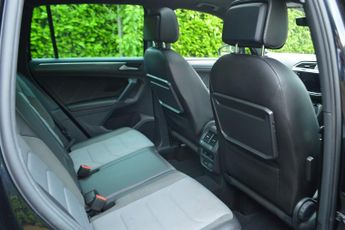 Volkswagen Tiguan 2.0 TDI R-Line Tech SUV 5dr Diesel DSG Euro 6 (s/s) (150 ps)