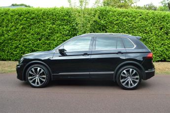 Volkswagen Tiguan 2.0 TDI R-Line Tech SUV 5dr Diesel DSG Euro 6 (s/s) (150 ps)
