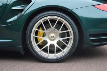 Porsche 911 3.8 997 Turbo S Coupe 2dr Petrol PDK AWD (268 g/km, 530 bhp)