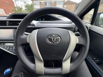 Toyota Aqua TOYOTA AQUA 1.5L PETROL HYBRID AUTOMATIC, 13-13, ULEZ, FRESH IMP