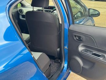 Toyota Aqua TOYOTA AQUA 1.5L PETROL HYBRID AUTOMATIC, 13-13, ULEZ, FRESH IMP