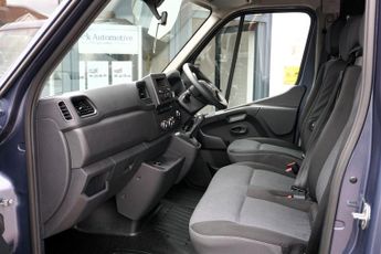 Renault Master SL28 BUSINESS ENERGY DCI QUICKSHIFT Automatic, Disabled, Wheelch