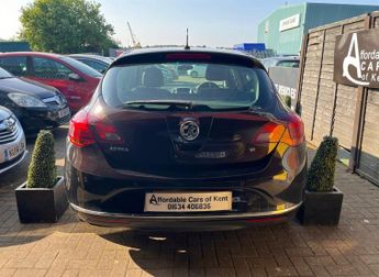 Vauxhall Astra 1.6i VVT 16v SRi 5dr Automatic