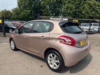 Peugeot 208 1.4 e-HDi Active Hatchback 5dr Diesel EGC Euro 5 (s/s) (70 ps)