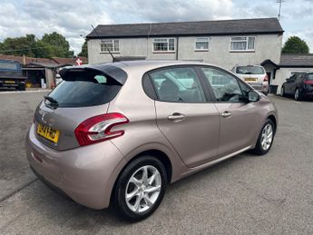 Peugeot 208 1.4 e-HDi Active Hatchback 5dr Diesel EGC Euro 5 (s/s) (70 ps)