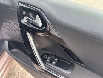 Peugeot 208 1.4 e-HDi Active Hatchback 5dr Diesel EGC Euro 5 (s/s) (70 ps)