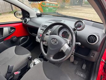 Toyota Aygo TOYOTA AYGO 1.0L PETROL AUTO