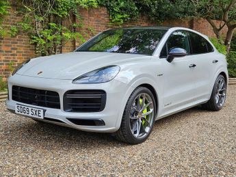 Porsche Cayenne TURBO S
