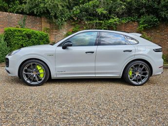 Porsche Cayenne TURBO S