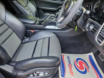 Porsche Cayenne TURBO S