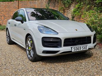 Porsche Cayenne TURBO S