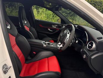 Mercedes C63 S AMG 