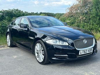 Jaguar XJ 3.0d V6 Portfolio Saloon 4dr Diesel Auto Euro 5 (s/s) (275 ps)