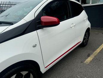 Toyota Aygo 1.0 VVT-i x-trend Hatchback 5dr Petrol x-shift Euro 6 (Safety Se