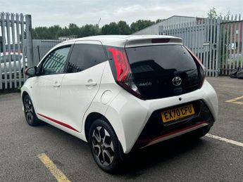 Toyota Aygo 1.0 VVT-i x-trend Hatchback 5dr Petrol x-shift Euro 6 (Safety Se