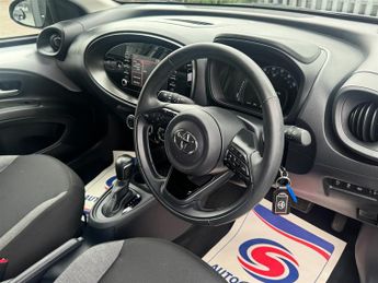 Toyota Aygo 1.0 VVT-i Pure Hatchback 5dr Petrol x-shift Euro 6 (s/s) (72 ps)