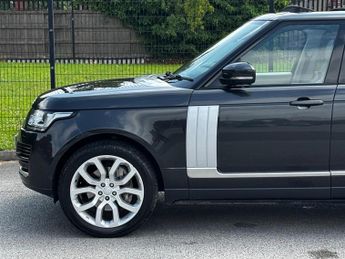 Land Rover Range Rover 4.4 SD V8 Vogue Auto 4WD Euro 5 5dr