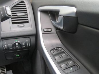 Volvo XC60 D3 R-DESIGN AUTOMATIC