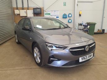 Vauxhall Insignia 1.5 Turbo D SE Nav Grand Sport 5dr Diesel Manual Euro 6 (s/s) (1