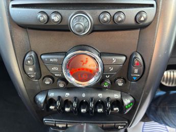 MINI Countryman 2.0 Cooper SD SUV 5dr Diesel Auto ALL4 Euro 5 (143 ps)