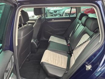Volkswagen Passat 1.6 TDI GT Estate 5dr Diesel DSG Euro 6 (s/s) (120 ps)