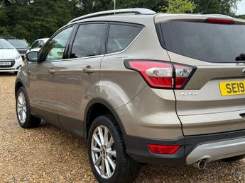 Ford Kuga 1.5T EcoBoost Titanium Edition SUV 5dr Petrol Auto AWD Euro 6 (s
