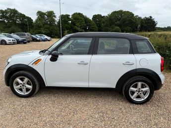 MINI Countryman 1.6 Cooper SUV 5dr Petrol Auto Euro 6 (122 ps)