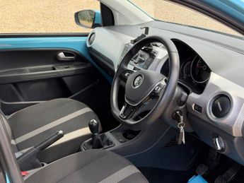 Volkswagen Up 1.0 High Euro 6 (s/s) 5dr