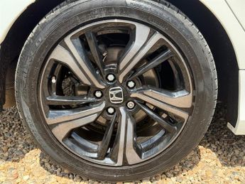 Honda Civic 1.0 VTEC Turbo SR Hatchback 5dr Petrol CVT Euro 6 (s/s) (126 ps)