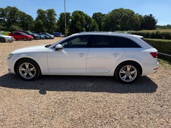 Audi A4 Avant 2.0 TFSI Sport Estate 5dr Petrol S Tronic Euro 6 (s/s) (190 ps)
