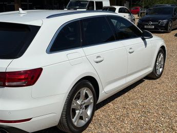 Audi A4 Avant 2.0 TFSI Sport Estate 5dr Petrol S Tronic Euro 6 (s/s) (190 ps)