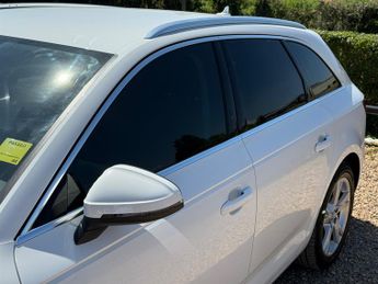 Audi A4 Avant 2.0 TFSI Sport Estate 5dr Petrol S Tronic Euro 6 (s/s) (190 ps)