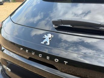 Peugeot 208 1.2 PureTech GT Hatchback 5dr Petrol Manual Euro 6 (s/s) (100 ps