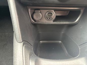 Peugeot 208 1.4 e-HDi Active Hatchback 5dr Diesel EGC Euro 5 (s/s) (70 ps)