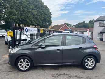 Peugeot 208 1.4 e-HDi Active Hatchback 5dr Diesel EGC Euro 5 (s/s) (70 ps)