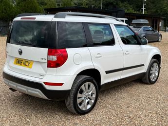 Skoda Yeti 2.0 TDI Elegance Outdoor 5dr Diesel Manual 4WD Euro 5 (140 ps)