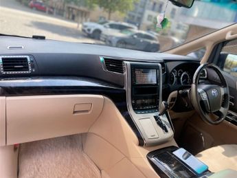 Toyota Vellfire HYBRID 2.4L AUTO CRUISE 7 SEATS 5dr