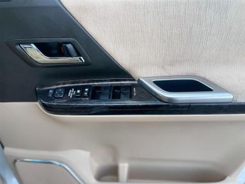 Toyota Vellfire HYBRID 2.4L AUTO CRUISE 7 SEATS 5dr