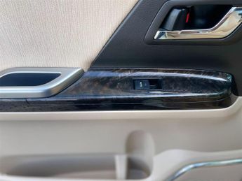 Toyota Vellfire HYBRID 2.4L AUTO CRUISE 7 SEATS 5dr