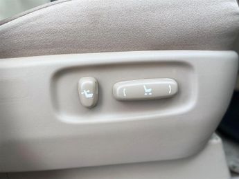 Toyota Vellfire HYBRID 2.4L AUTO CRUISE 7 SEATS 5dr