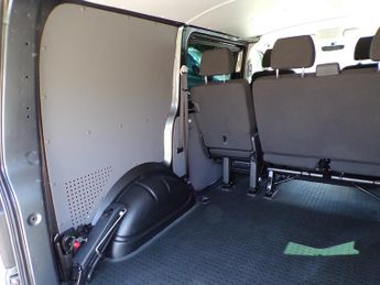 Volkswagen Transporter 2.0 BiTDI 204 T32 Highline Diesel DSG 4Motion SWB-18500-FVWSH-NO