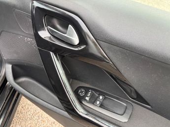 Peugeot 208 1.4 e-HDi Active Hatchback 5dr Diesel EGC Euro 5 (s/s) (70 ps)