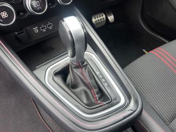 Renault Clio RS LINE TCE EDC