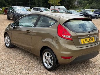 Ford Fiesta 1.4 Zetec Hatchback 3dr Petrol Automatic (154 g/km, 94 bhp)