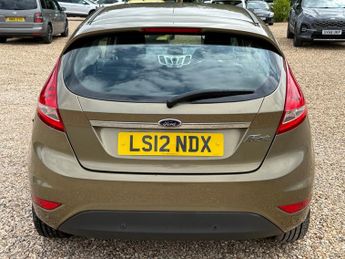 Ford Fiesta 1.4 Zetec Hatchback 3dr Petrol Automatic (154 g/km, 94 bhp)