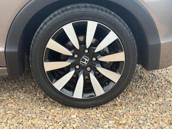 Honda Civic 1.8 i-VTEC SR Hatchback 5dr Petrol Auto Euro 5 (142 ps)
