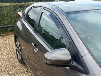 Honda Civic 1.8 i-VTEC SR Hatchback 5dr Petrol Auto Euro 5 (142 ps)
