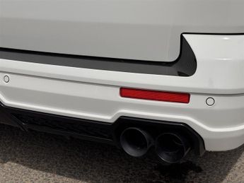 Volkswagen Transporter T32 TDI P/V HIGHLINE 4MOTION LWB MODIFIED BY URBAN AUTOMOTIVE VA