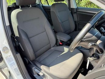 Volkswagen Golf SE NAVIGATION TSI BLUEMOTION TECHNOLOGY DSG